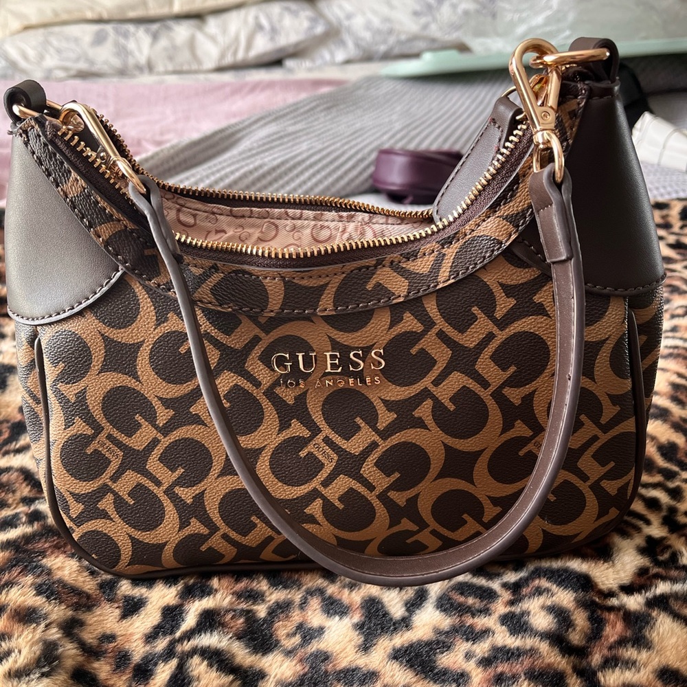 Brown Guess Shoulder Bag - Picture 6 of 8